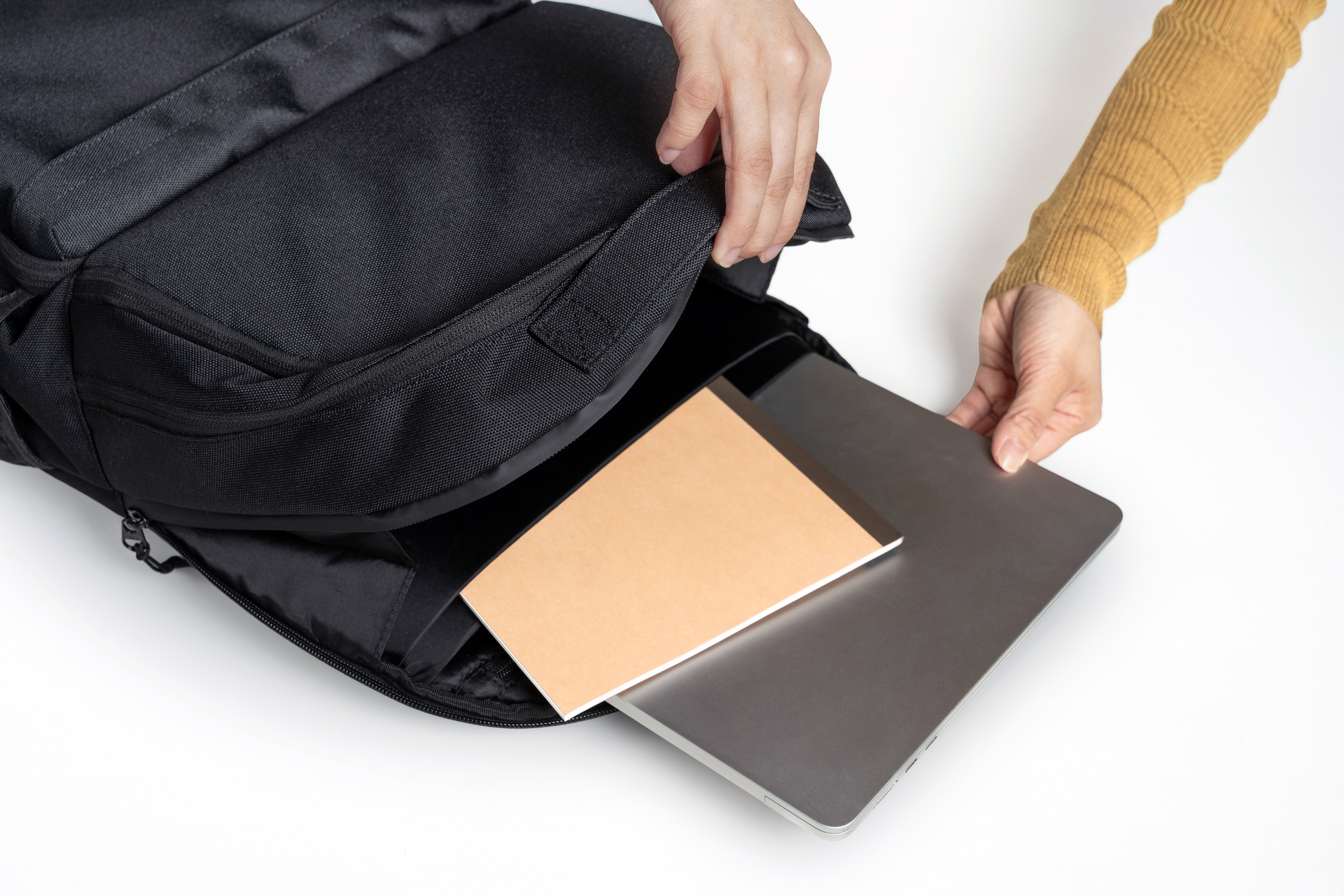 axel｜RIRONE BACKPACK