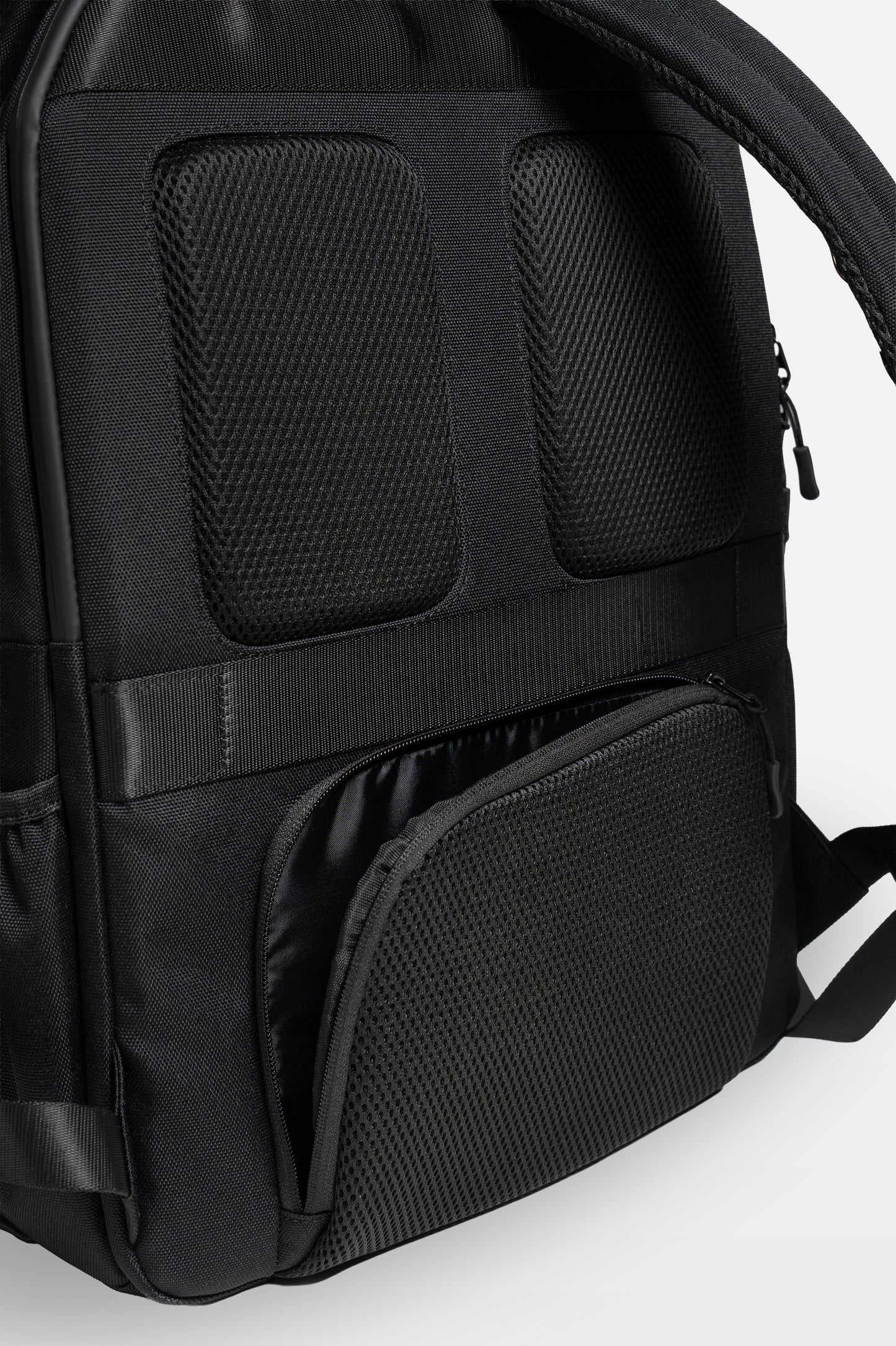 axel｜RIRONE BACKPACK